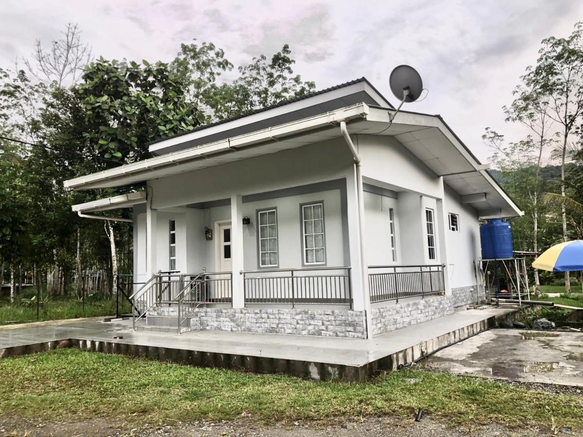 Grace Guesthouse Kota Belud Esterno foto