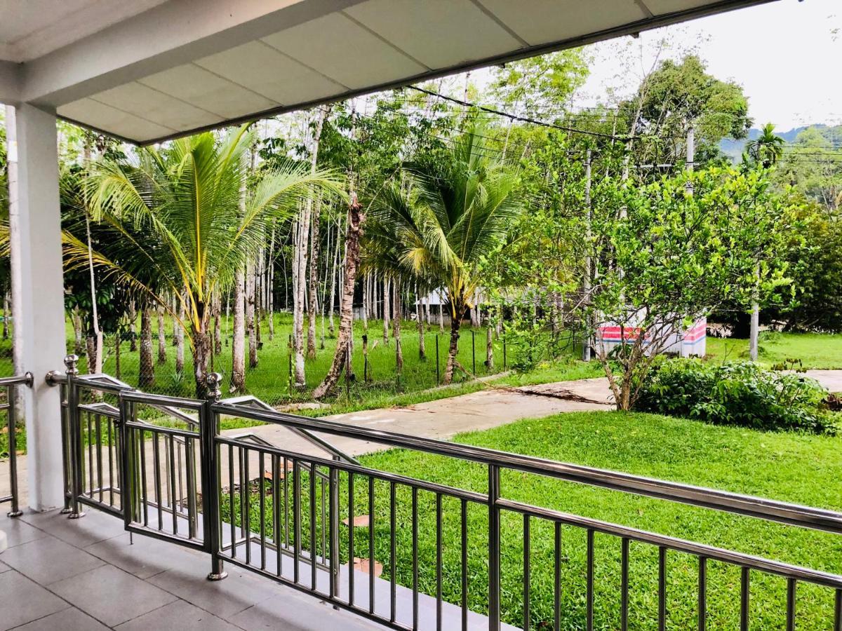 Grace Guesthouse Kota Belud Esterno foto